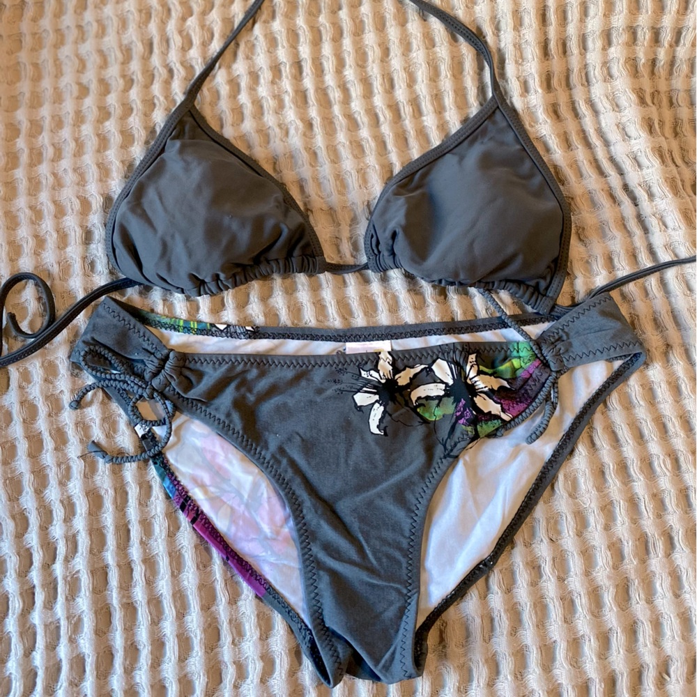 Body glove bikini